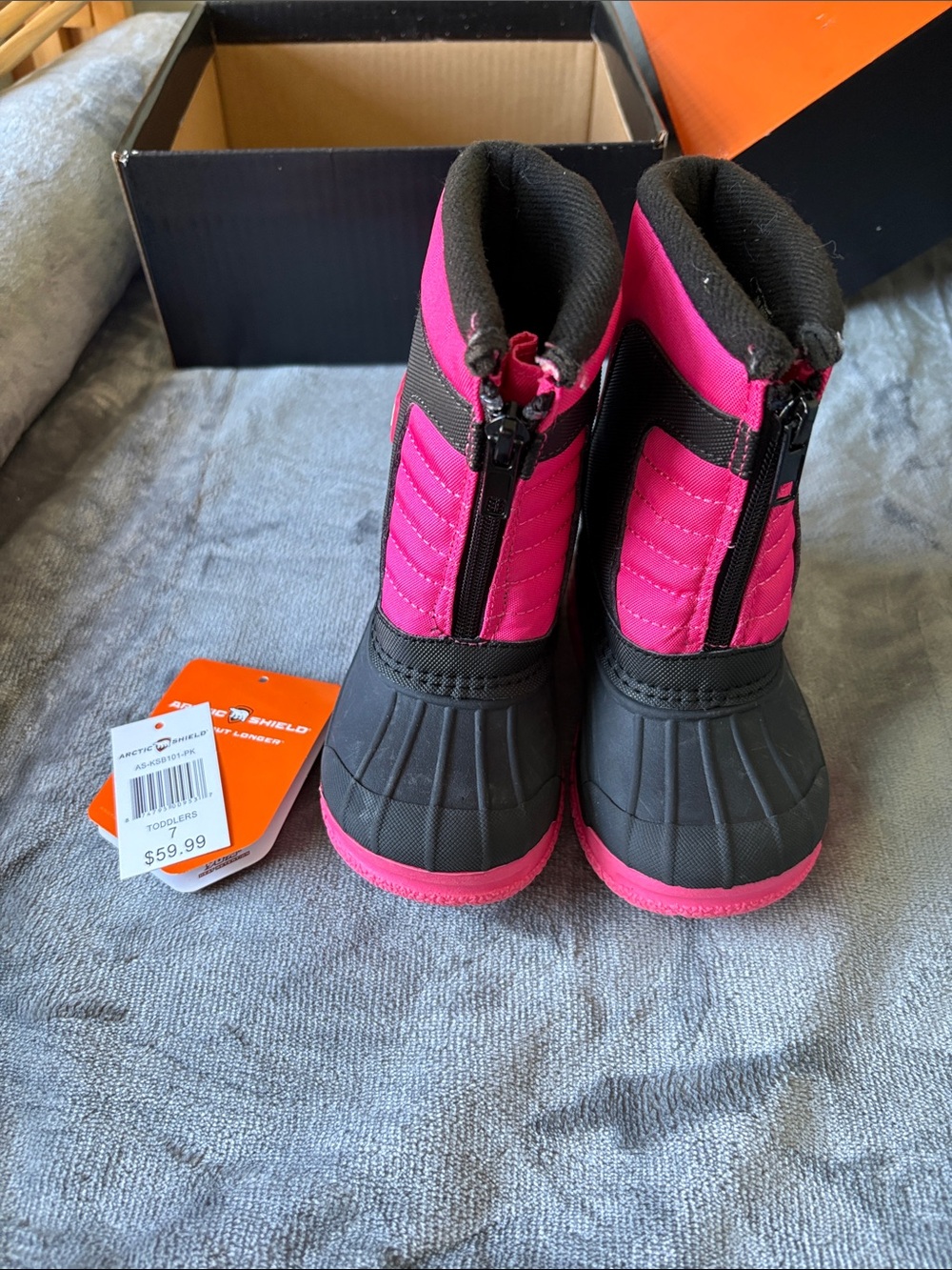 Kids Waterproof Snow Boots in Pink and Black - Easy Zip-On